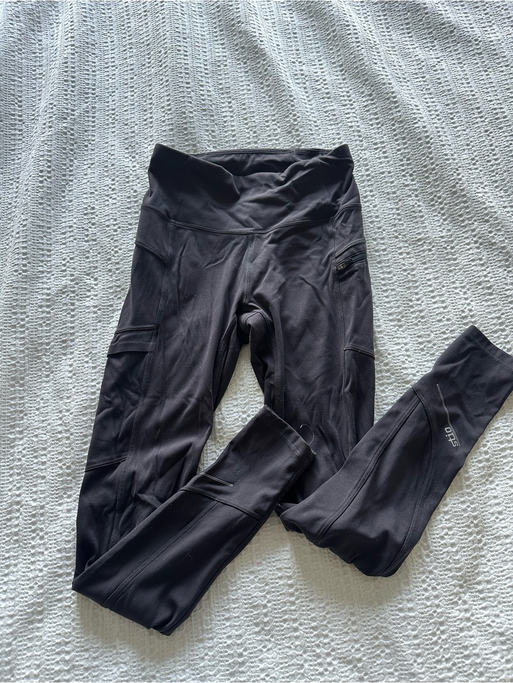 Stio Black High-Rise Performance Leggings with Pocket Detail